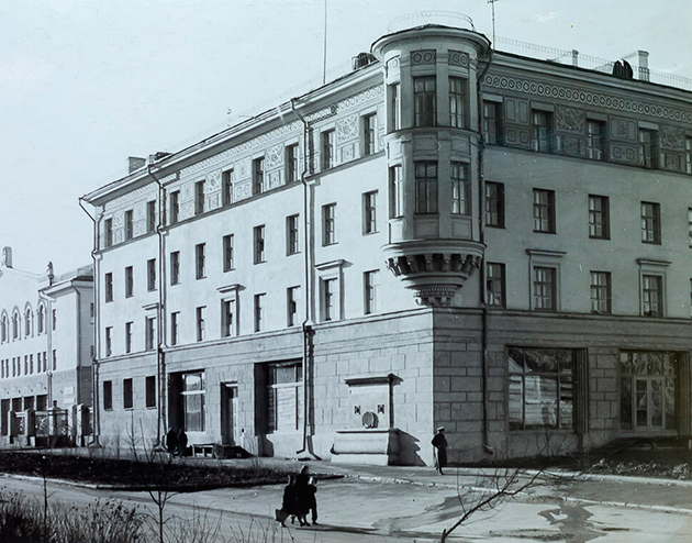 Фотография выставки 3