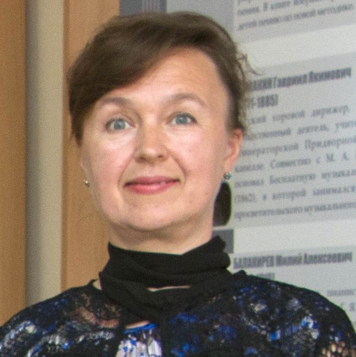 Попова Елена Митрофановна